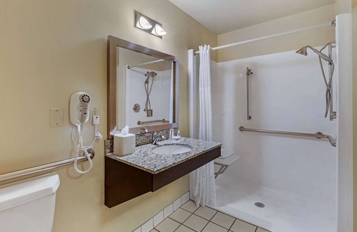 Heart of Missoula Hotel | Comfort Inn University
