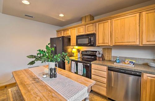 Ronald House | Comfortable Ronald Condo Near Cle Elum Lake!
