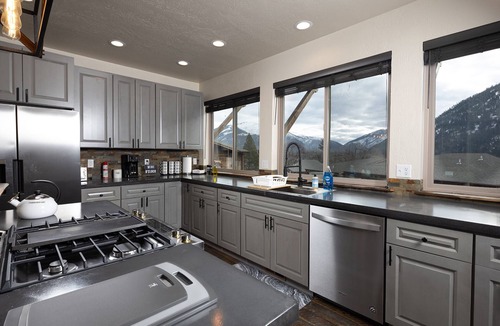 East Missoula Condo | Commanding views just minutes from downtown with Elevator access