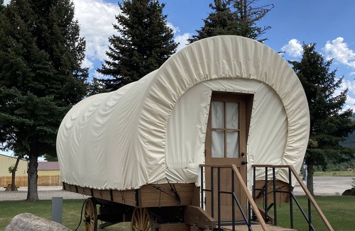 Swan Valley House | Conestoga Wagon 2 - Swan Valley RV Park - Near scenic Snake River