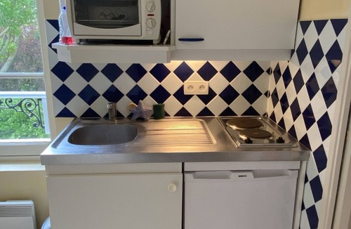 Cabourg Apartment | Convenient studio steps from the beach - 2 guests