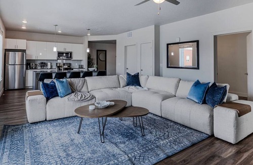 Rio Grande Apartment | Convention Ctr! Spacious 2BR/2BA-Spa,Pool,Gym,Pkg