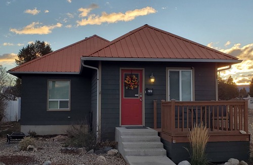 Deer Lodge House | Cottonwood Creek Getaway