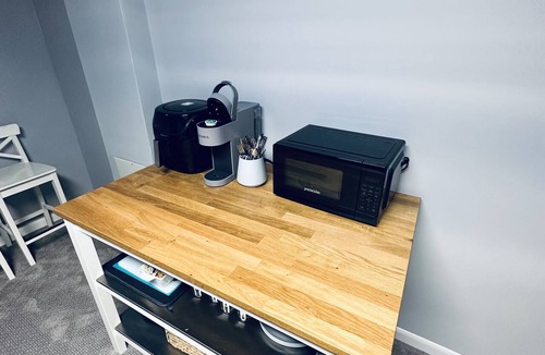 Northglenn Apartment | Cozi Basement Suite 15 min away from Denver Downtown
