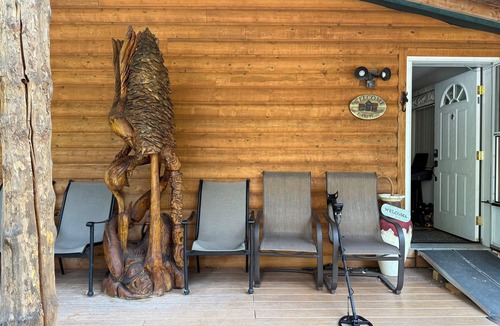 Kellogg Cabin | Cozy 1 & 2 bedroom Cabin Hideaways up the Coeur d'Alene River North Fork