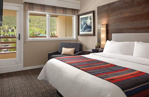 Highland Meadows Condo | Cozy 1-bedroom 2 bath condo in gorgeous Vail with WiFi, fitness room