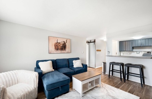 Capitol Hill Condo | Cozy 1-bedroom condo in beautiful Capitol Hill Neighborhood with Parking