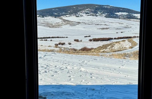 Beaverhead County Cabin | Cozy 2 bedroom cabin with loft in Polaris sleeps 6