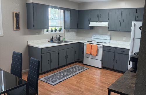 West Fargo House | Cozy 2BR Townhouse in West Fargo Perfect for Short & Mid-Term Stays
