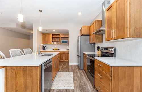 West Fargo Condo | Cozy and Modern Condo in Fargo #104
