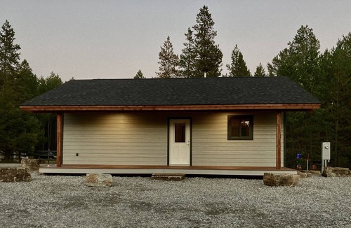 Marion House | Cozy Cabin in the Country