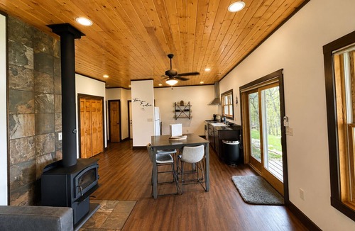 Clitherall Cabin | Cozy Cabin on Private Lake! Kayaks, Firepit, Fishing! Relaxing. Pet Friendly.
