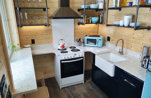 Haugan House | Cozy cottage next to St Regis River and Hiawatha trail system