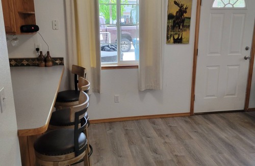 Westside House | Cozy home centrally located with a hot tub