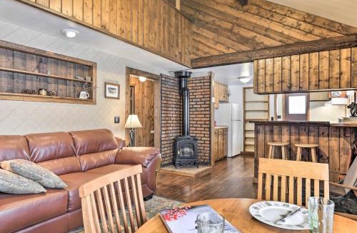 Creede House | Cozy Log Cabin Escape In the Heart of Creede!