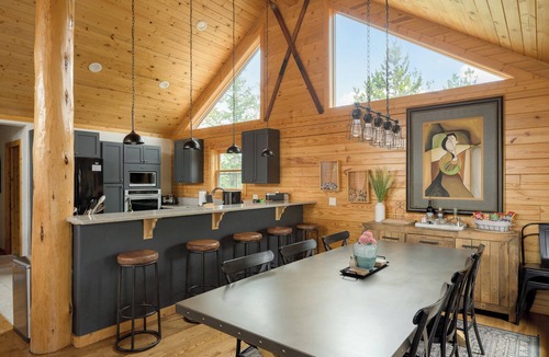 Bailey Cabin | Cozy Mountain Cabin with Hot Tub and Views 1hr from Denver. Pet Friendly!