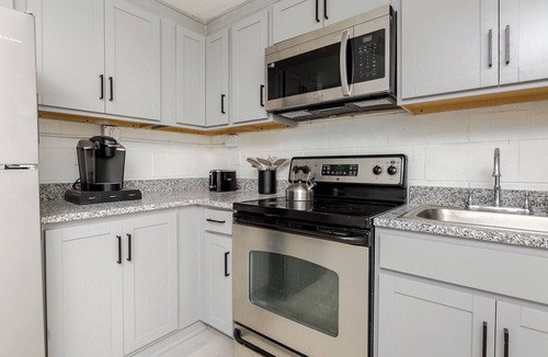 Fuquay-Varina House | Cozy Quay Pet-Friendly One Level Furnished King Bed Workspace Fuquay-Varina