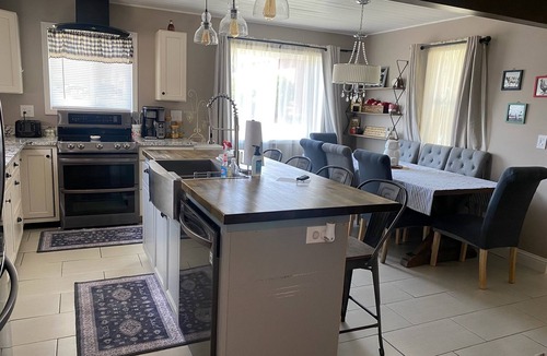 Great Falls House | Cozy Riverview neighbor hood home.
