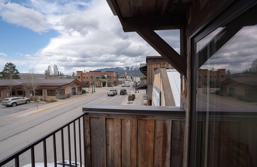Whitefish Condo | Cozy Studio in the center of downtown Whitefish