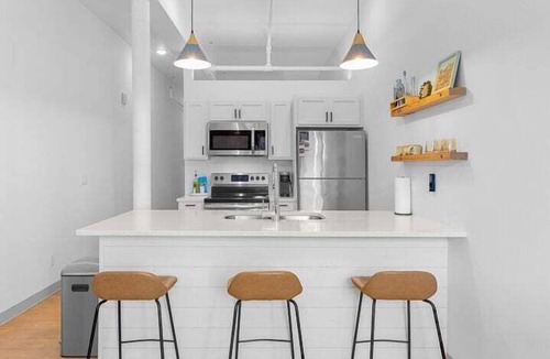 Duluth Apartment | Craft District Apt w/Gym & Coffee Shop 205