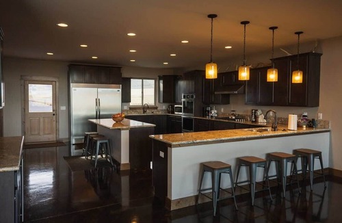 Clyde Park House | Crazy Mountain Lodge