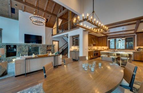 Big Sky House | Custom Ski-InandOut Chalet with Hot Tub and Wet Bars!