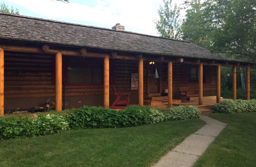 Moose Wilson Road Cabin | Cutest Cabin in Jackson Hole with Hot Tub