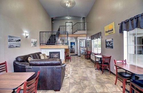 Missoula Hotel | Days Inn by Wyndham Lolo / Missoula Area