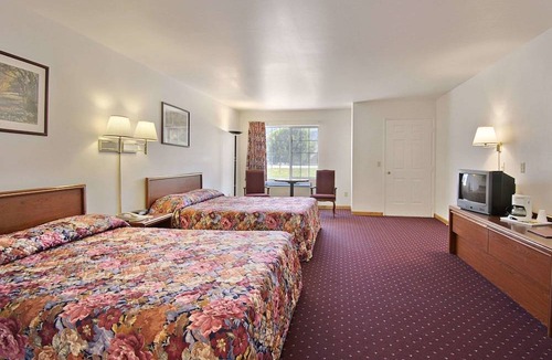 Missoula Hotel | Days Inn by Wyndham Lolo / Missoula Area