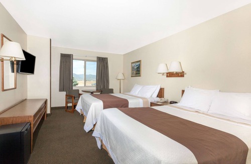Wye Hotel | Days Inn by Wyndham Missoula Airport