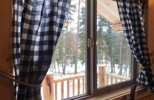 Kila Cabin | Deer Cabin at Cross WM Ranch - AC/Laundry included