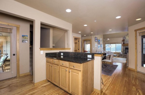 Big Sky House | Deer Run Condo 12 Blacktail Buck