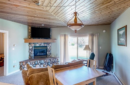 Big Sky Apartment | Delightful Dreams