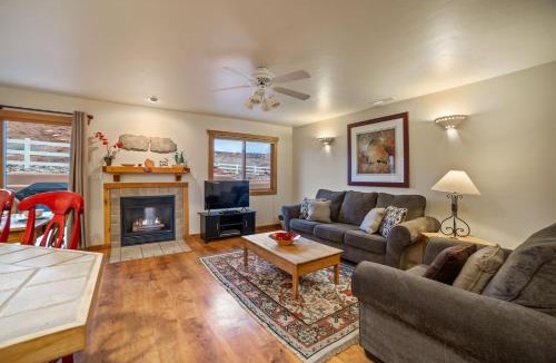 Moab South Valley House | Desert Golf Escape Villa