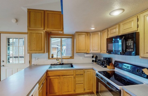 Loon Lake House | Dock, Deer Lake Access! Fishermen's Paradise