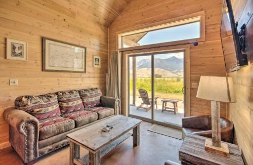 Livingston House | Dreamy Mountain-View Cabin Near Yellowstone!