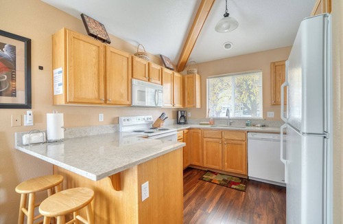 Redmond House | Eagle Crest Hole in One!