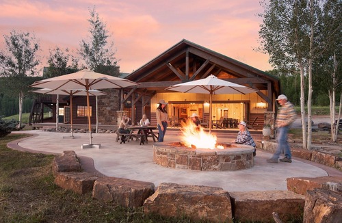 Paonia Cabin | Electric Mountain Lodge: Mountain Views/Restaurant/Bar/Events/Snowmobiles | 9