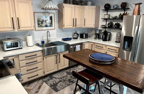 Ennis House | Elegant Western-Style Vacation Rental with Mountain Views near Madison River in Ennis, Montana