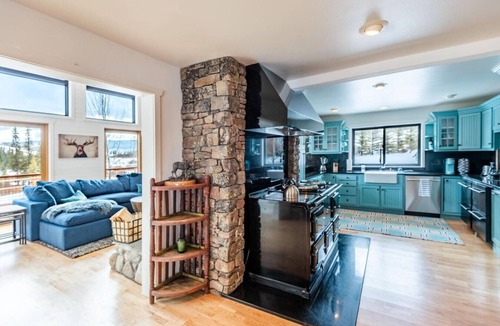 Bondurant Cabin | Enchanting Cabin w/River Access on a Working Wyoming Ranch