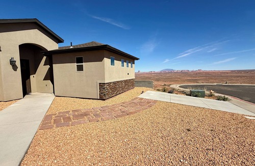 Page House | Escape 3 Lake Powell, Horseshoe Bend, Antelope Canyon, Page AZ