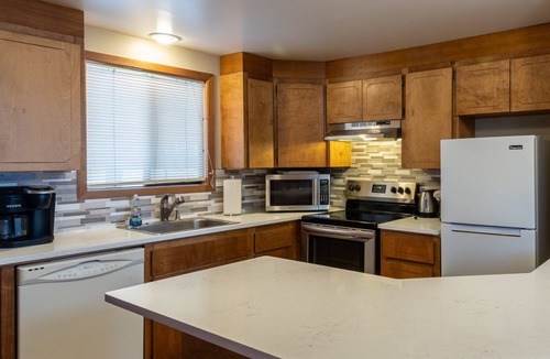 Whitefish Condo | Escape to Ptarmigan Village 103