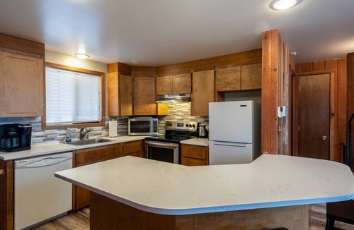 Whitefish Condo | Escape to Ptarmigan Village 103