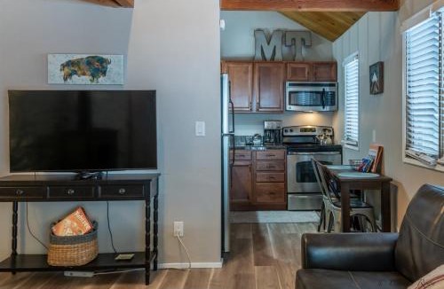 Whitefish Apartment | Escape To Ptarmigan Village 9