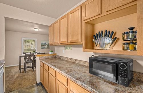 Central - Terry House | Excellent house for mobile work or family