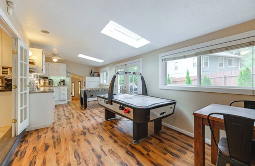 Flagstaff House | Expansive Flagstaff Family Retreat w/Media Room!