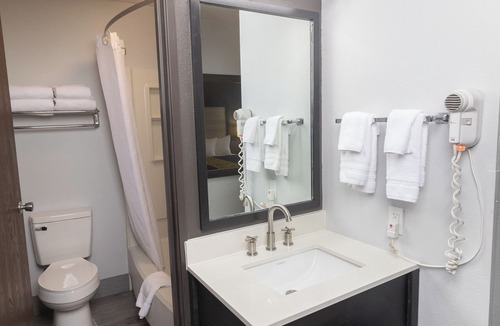 Southgate Triangle Hotel | FairBridge Inn & Suites Missoula