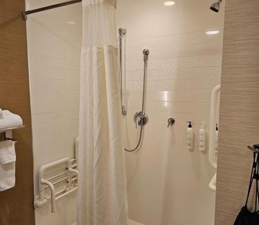Butte Hotel | Fairfield Inn & Suites by Marriott Butte