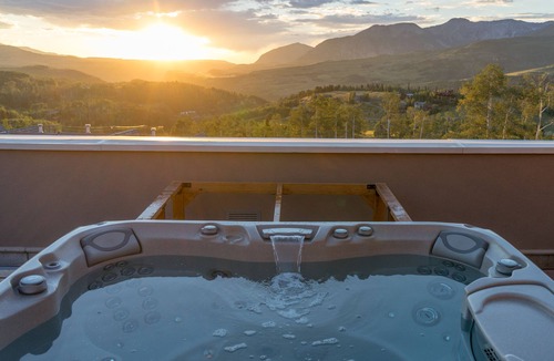 Mountain Village Apartment | Fairmont Heritage Place, Franz Klammer Lodge