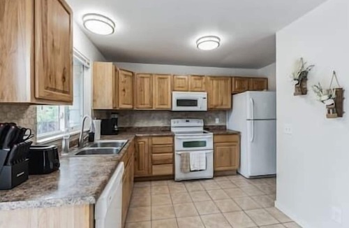 West Westminster House | Family Friendly 3 bedroom 2 bathroom Home